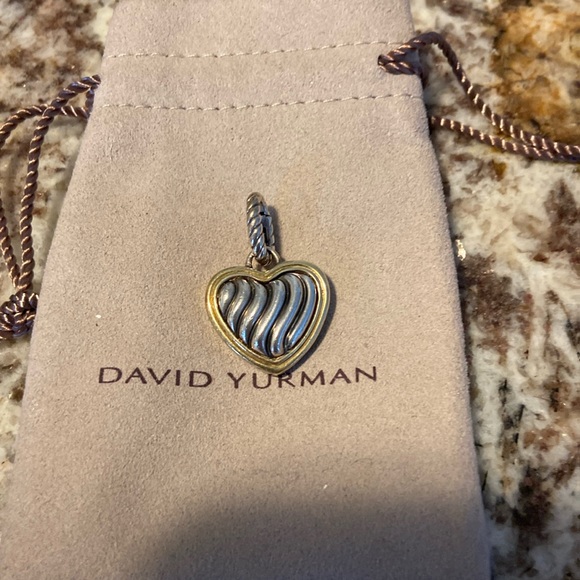 Retired David Yurman cable heart pendant 18K gold, & silver comes with dust bag - Picture 1 of 3